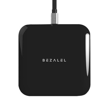 【馬年新春選物】BEZALEL 倍加能｜Futura X 無線充電板 時尚黑