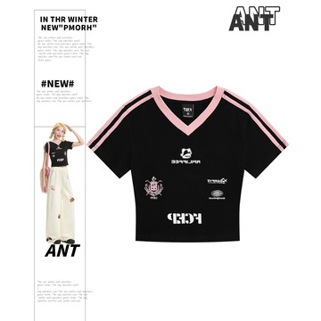 【ANT】美式辣妹復古運動v領短款上衣女 短袖 上衣 v領 短款上衣 復古上衣 條紋上衣 顯瘦上衣 辣妹上衣 設計感上衣
