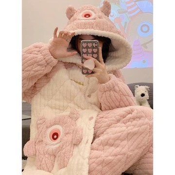 睡衣女2022年新款秋冬季三層夾棉加厚珊瑚絨可外穿連帽甜美家居服