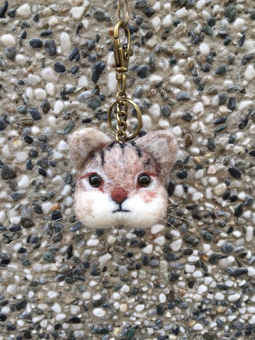 虎斑貓 吊飾 證件夾 胸針 羊樂多羊毛氈樂園