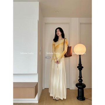 法國Cute girl⭐ 不規則撞色扎染圓領長袖針織衫夏季慵懶修身上衣