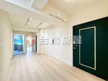 近捷運昌平興安商圈全新整理電梯三房｜台中市北屯區安順東十街
