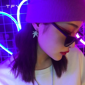 冷淡風金屬小麻葉耳環女長款氣質時尚楓葉耳墜新款歐美風耳飾
