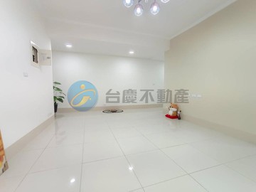 鳳山文德國小省鳳商麥當勞二樓公寓｜高雄市鳳山區建國路二段