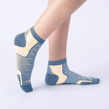 ［M、L號］多功科技運動襪-短筒