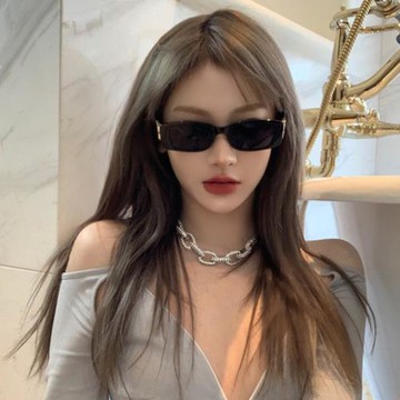 新款歐美ins小臉辣妹墨鏡小款復古方形蹦迪簡約太陽鏡女
