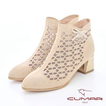 【CUMAR】排鑽鏤空粗跟短靴-杏
