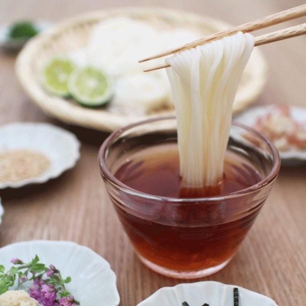 そうめん 送料無料 ギフト 小豆島 手延べそうめん 蕎麦風味 50ｇ×6束 プチギフト お試し 手土産 プレゼント 送料無料 素麺  お取り寄せ お礼 お返し