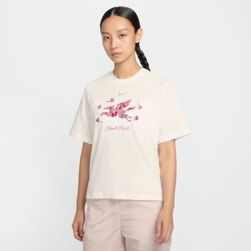 NIKE 短袖上衣 女 CNY新年 落肩寬鬆版型 AS W NK DF SS TEE CNY 米 IQ3835-133