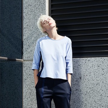 兩旁拼接七分袖上衣