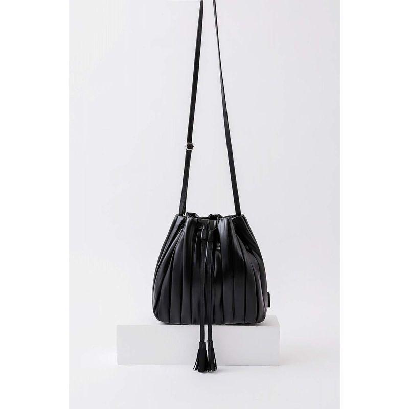 earth musicecology Pleats Drawstring Bag Book-BLACK- (宝島社ブランドブック)