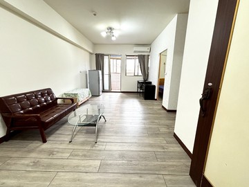 近科博館低總價稀有超大套房有陽台附車位｜台中市北區健行路