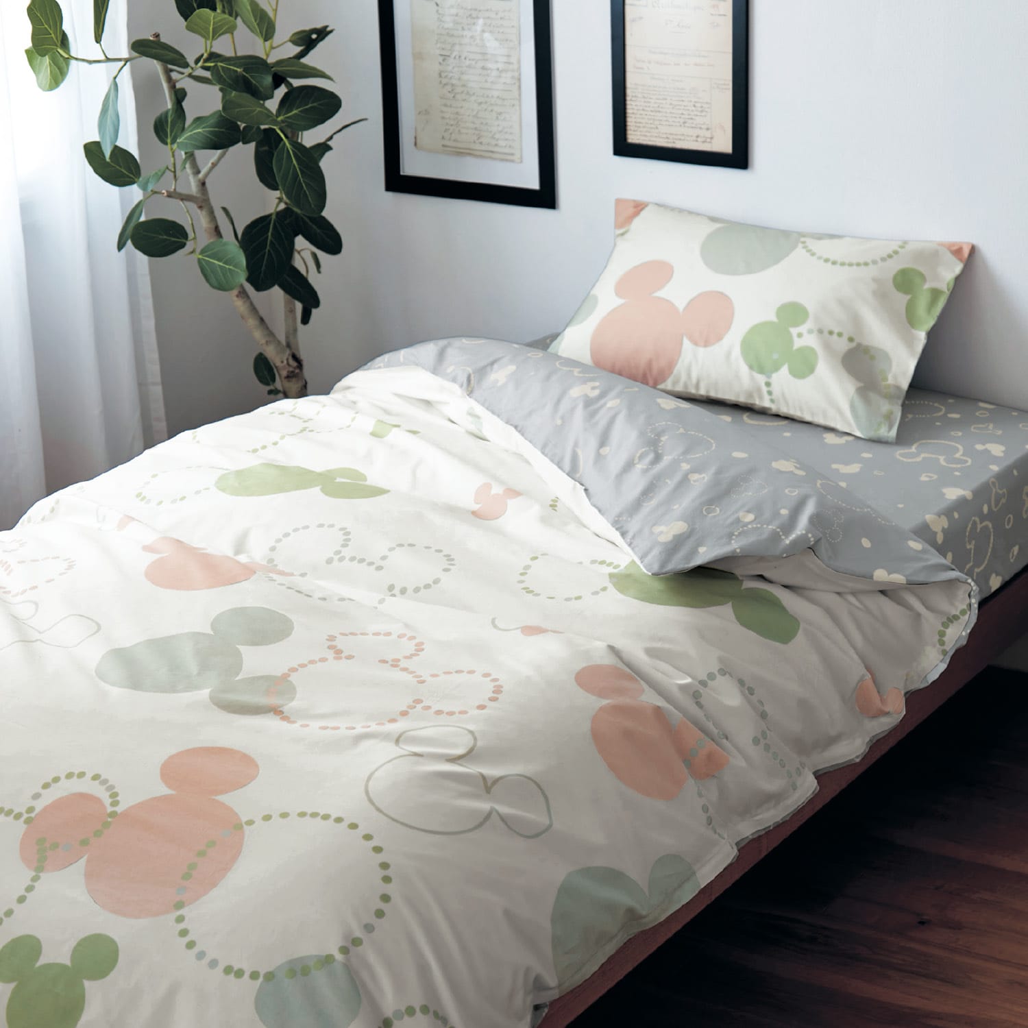 綿素材を使った掛け布団カバー「ミッキーモチーフ」 通販 LINEポイント