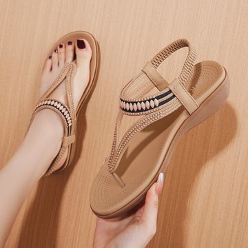 夾腳趾人字涼鞋女夏季外穿2026新款波西米亞沙灘軟底防滑坡跟涼拖