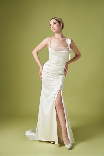 Rita 迷人領型裙開衩禮服