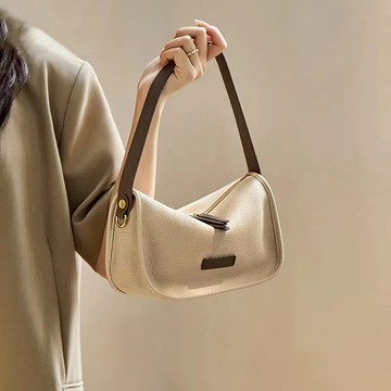 免運🎀包包女2025新款高級感腋下包法棍包單肩包今年流行軟皮包韓國真皮尼龍斜背包 側背包 水餃包 半月包 斜挎包 月牙包