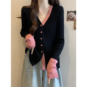 氣質獨特V領假兩件針織衫女2026新款秋冬大碼胖mm顯瘦打底衫上衣