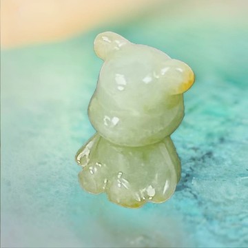 【熊熊玉見你】冰綠飄黃花小熊擺飾 | 天然緬甸玉翡翠A貨 | 送禮