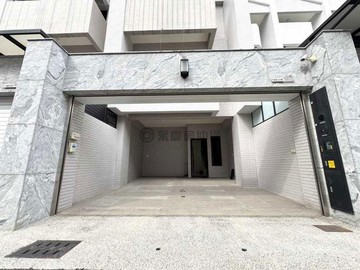 #大社大吉墅霖苑#面寬併排雙車別墅#全新未住｜高雄市大社區大吉路