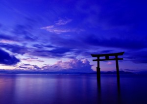 絵画風 壁紙ポスター 厳島神社 大鳥居 日没 宮島 日本三景 キャラクロ Isj 005a2 版 594mm 4mm 通販 Lineポイント最大1 0 Get Lineショッピング