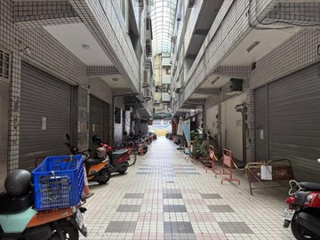 岡山車站步行即達！九房收租透天稀有釋出｜高雄市岡山區岡燕路