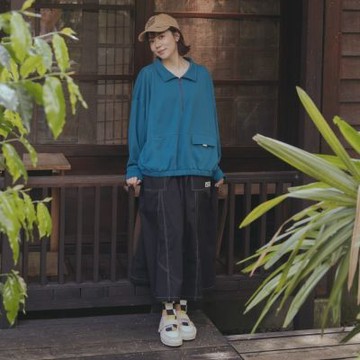 【MOSS CLUB】配色線工裝接片裙 黑 綠