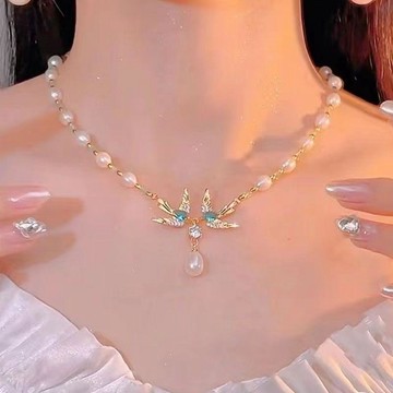 網紅 爆款 高級感 喜鵲 吊墜 仿珍珠 項鍊 新款 時尚 優雅 宮廷風 鎖骨鏈