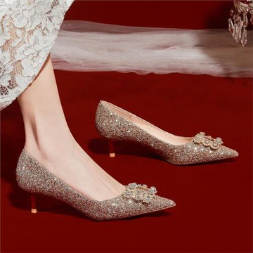 大碼矮跟婚鞋3公分！水鉆亮片新娘婚紗秀禾兩穿不累腳孕婦敬酒42