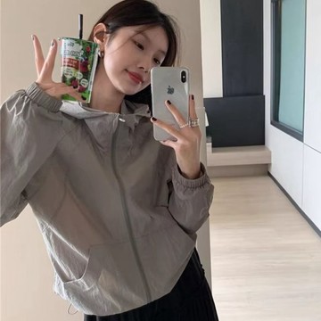 夏季新款防曬衣女短休閒外套薄款衝鋒衣外套連帽防紫外線防曬服 YC556