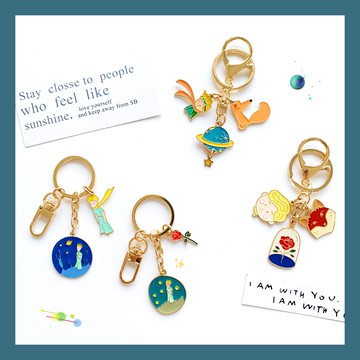 包包掛飾 卡通ins玫瑰小王子鑰匙扣掛件公仔情侶書包掛飾汽車鑰匙鏈圈女【MJ15502】