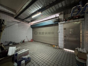 ▎科工館車站｜武廟商圈 ▎大面寬公寓一樓好停車｜高雄市苓雅區憲昌路