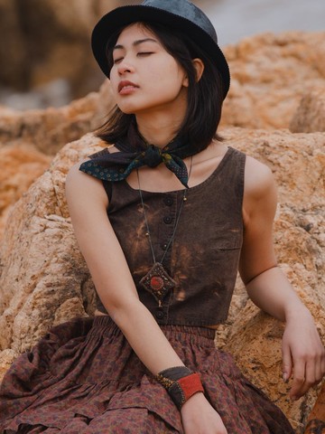 2顔色 斑駁沉香/焦糖色 植物染棉籽胸衣馬甲 短款背心上衣