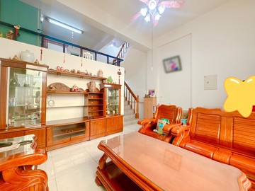 超值推薦~~大寮熱鬧學區別墅｜高雄市大寮區仁和路