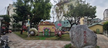 忠孝夜市旁超便宜邊間透店｜台中市南區瑞豐街