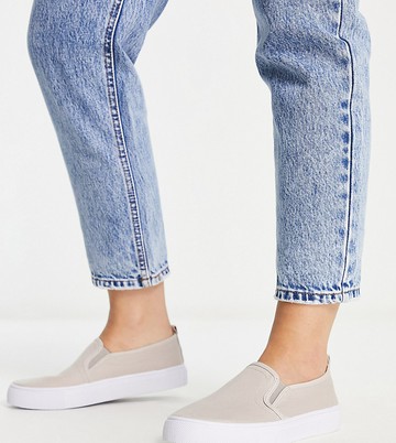 ASOS DESIGN Wide Fit Dotty slip on plimsolls in grey