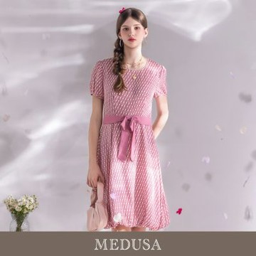現貨【MEDUSA 曼度莎】甜美約會花苞小蝴蝶結洋裝（M-XL）｜洋裝推薦 小洋裝 約會穿搭