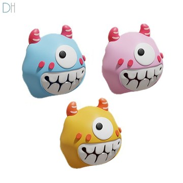 【現貨】小怪獸免打孔毛巾夾洗臉巾收納架創意按壓式掛鉤毛巾賽浴室收納Dhome