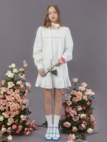 Rosy Scarf Dress - White