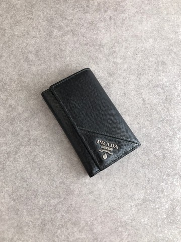 【日本直送 名牌中古包】PRADA 普拉達 鑰匙圈 黑色 Saffiano 皮革 六環 vintage 古董 rrb4c7