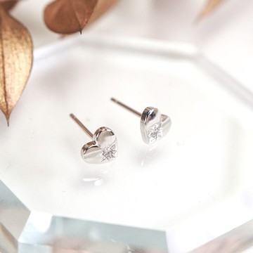 閃耀之心 純銀耳環 925純銀 白K金色 美鑽款 女生耳環 情人節禮物