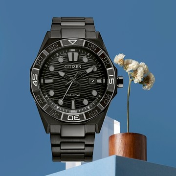 CITIZEN_星辰 GENTS 霸黑光動能潮流三針腕錶AW1855-52E