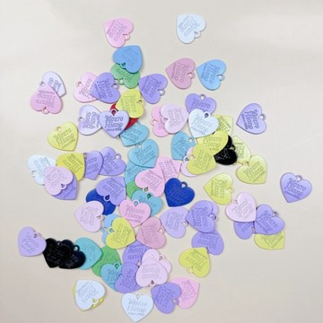 懶貓手作✨ 【10個】diy飾品配件雙面合金烤漆彩色英文愛心項鍊鑰匙圈掛件 DIY配件 手作材料