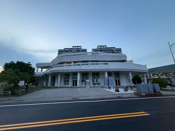 《南科新市鬧區稀有樓店適文武百市》｜台南市新市區信義街