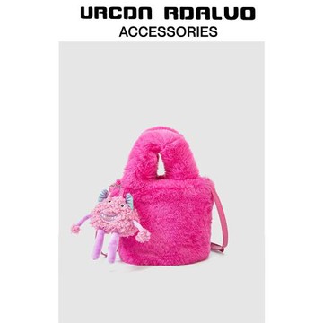 UR毛絨絨白色包包女生日禮物2025秋冬新款小怪獸毛茸茸單肩斜挎包