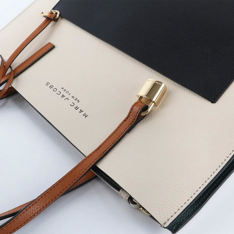 マークジェイコブス MARC JACOBS バッグ トートバッグ M0016131