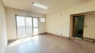 南區低總價待整修朝南3房國宅｜台南市南區新建路