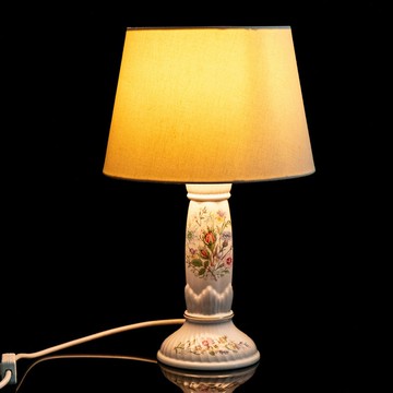 英國製Aynsley 都鐸 Tudor骨瓷檯燈 修長線條英式花園床頭燈