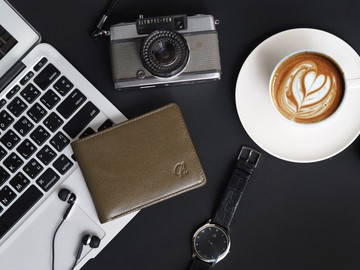 男士皮夾（橄欖色）：皮夾、短皮夾、橄欖綠皮夾