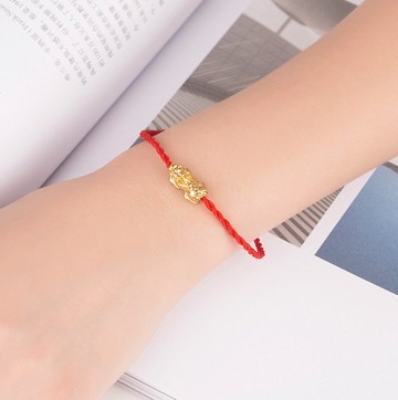 【保庇BOBEE】 保庇BOBEE 紅線手鍊 招財貔貅紅線手鍊 紅線好運招財開運 (兩色可選)