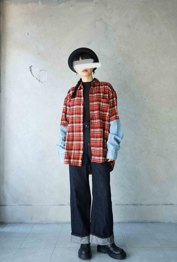 Restyle改造古著-復古紅格紋法蘭絨拼接格子袖中性長版襯衫